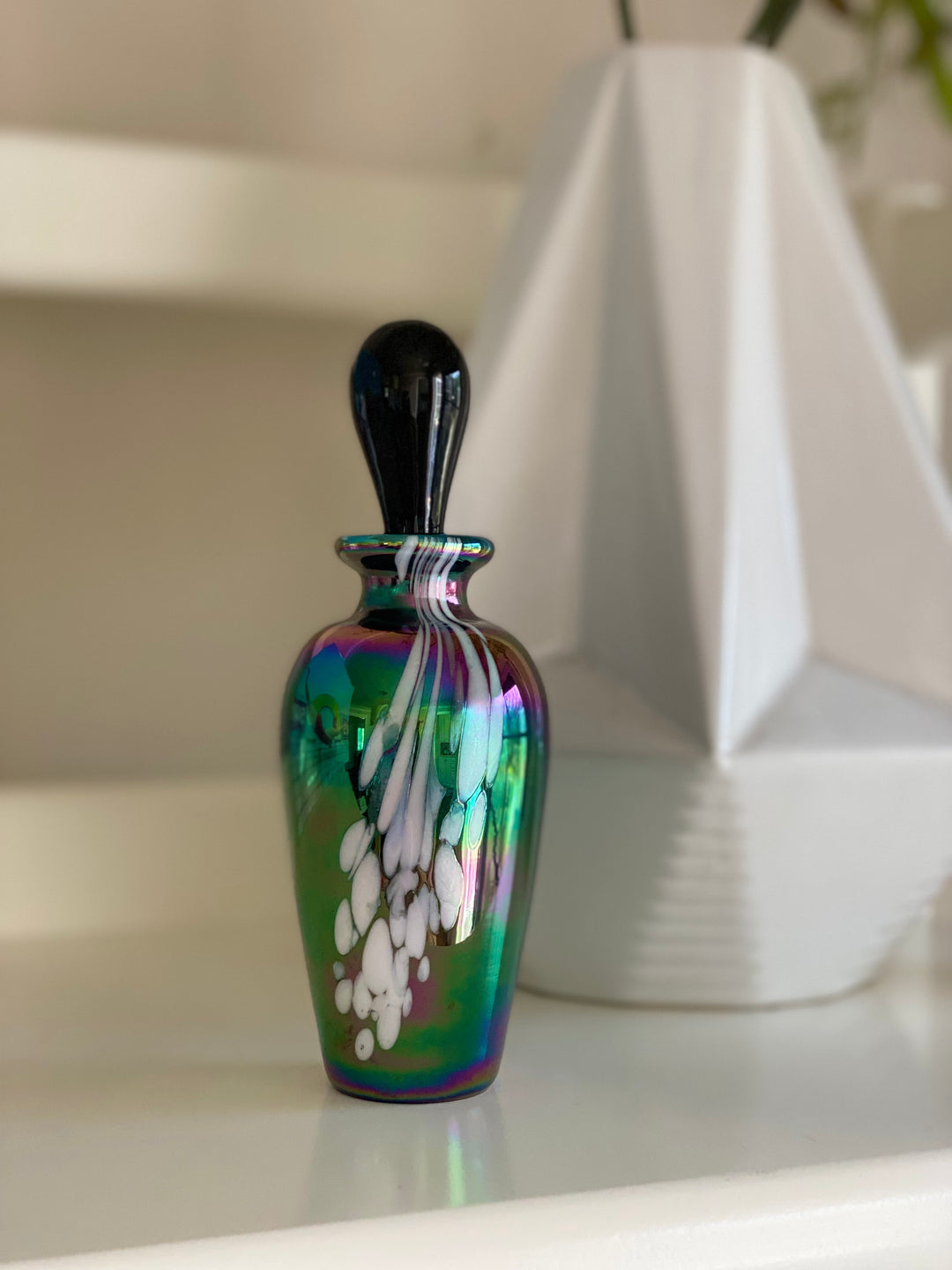 Deco-Style Vanity Bottle with Stopper